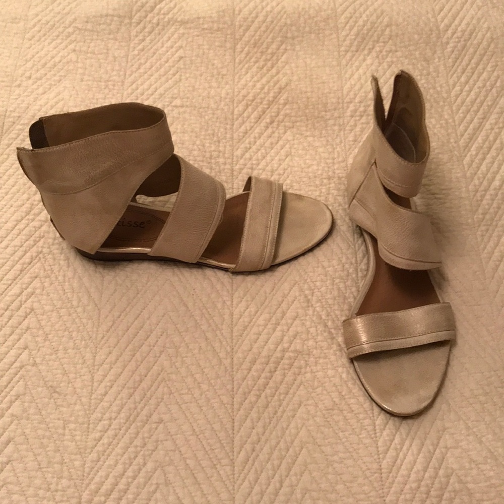 Matisse Leather Neutral, Tan/Gold Strappy Ankle Sandals